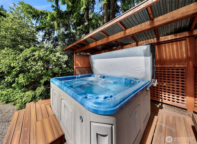 13800 SE 21st Street, Bellevue, WA 98005