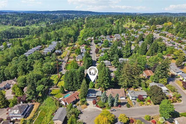 13800 SE 21st Street, Bellevue, WA 98005