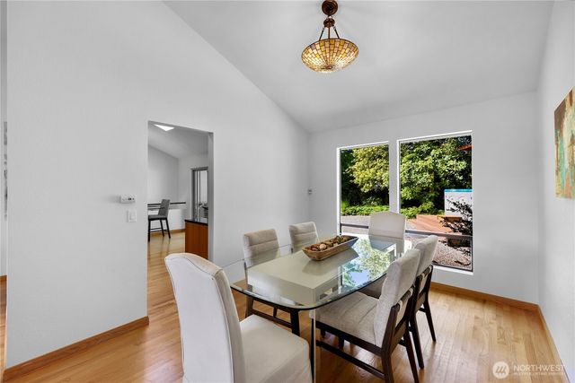 13800 SE 21st Street, Bellevue, WA 98005