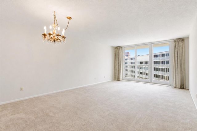 3540 S Ocean Boulevard 808w, South Palm Beach, FL 33480