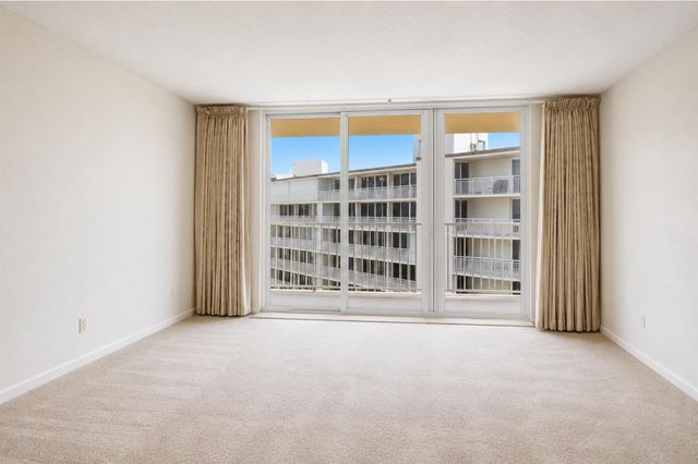 3540 S Ocean Boulevard 808w, South Palm Beach, FL 33480