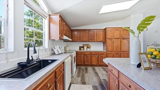 6125 SHIRLEY AVENUE, Gibsonton, FL 33534