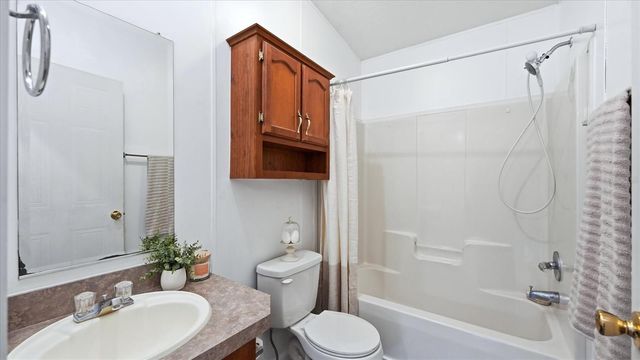 6125 SHIRLEY AVENUE, Gibsonton, FL 33534