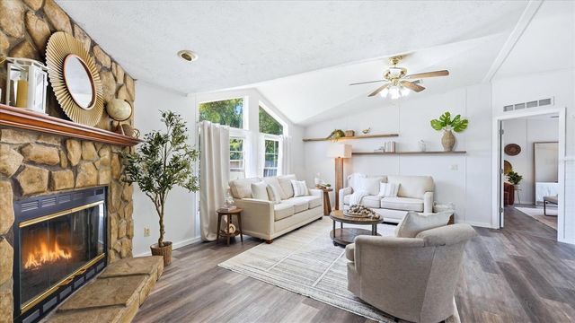 6125 SHIRLEY AVENUE, Gibsonton, FL 33534