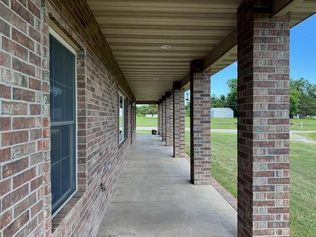 515 N Dalton Street, Everton, MO 65646