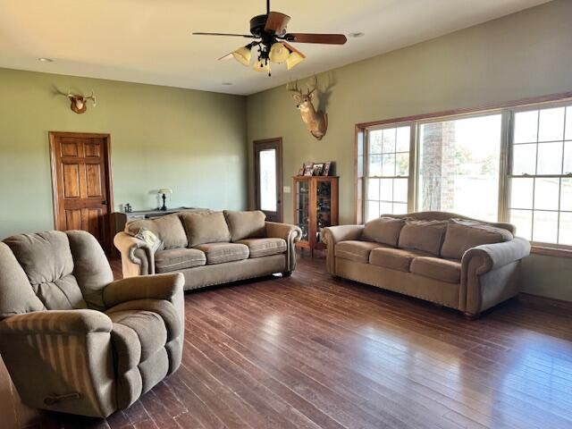 515 N Dalton Street, Everton, MO 65646