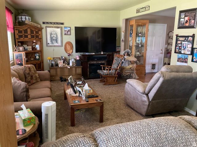 3417 W 5700 S, Roy, UT 84067