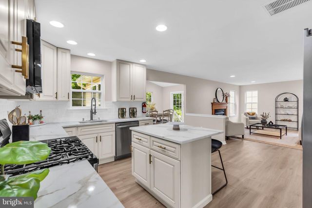 11 MANCHESTER CT, Wenonah, NJ 08090
