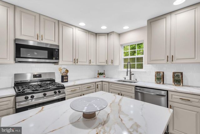 11 MANCHESTER CT, Wenonah, NJ 08090