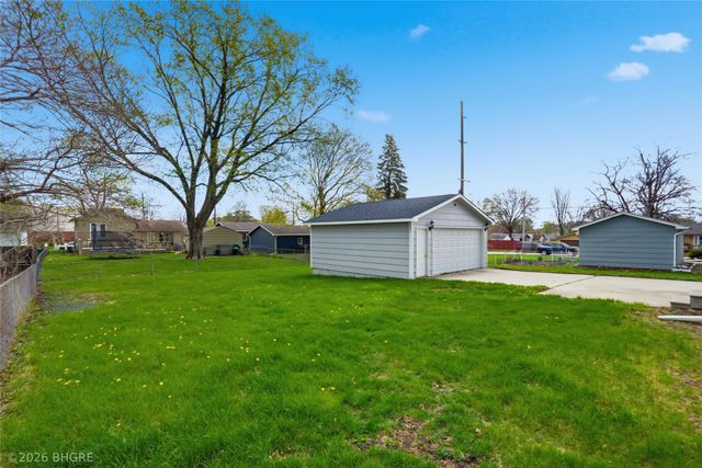 4205 67th Street, Urbandale, IA 50322