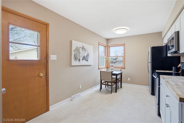 4205 67th Street, Urbandale, IA 50322