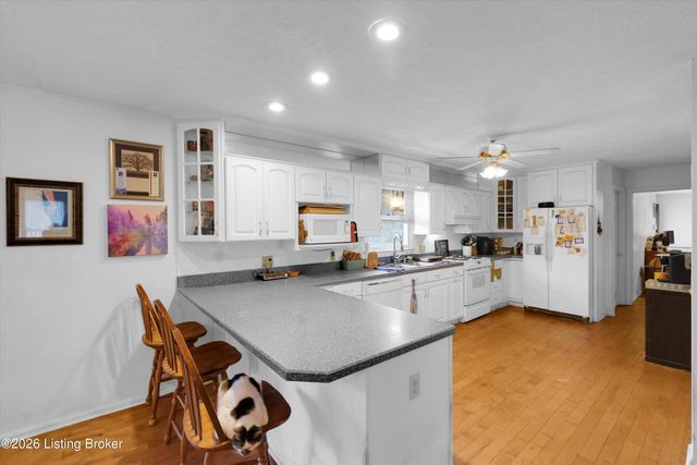 384 Indian Trace, Shepherdsville, KY 40165