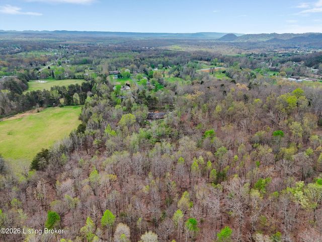 384 Indian Trace, Shepherdsville, KY 40165