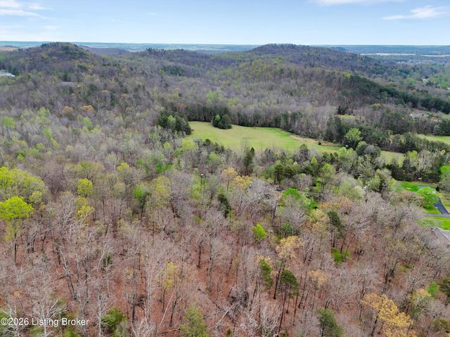 384 Indian Trace, Shepherdsville, KY 40165