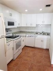20 NW 87th Ave A214, Miami, FL 33172