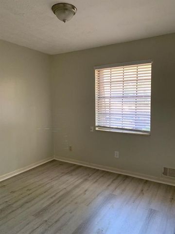 1337 Woodstone Trace, Morrow, GA 30260