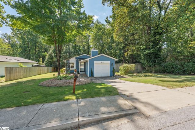 1009 Summit Drive, Greenville, SC 29609