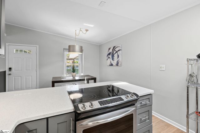 1009 Summit Drive, Greenville, SC 29609