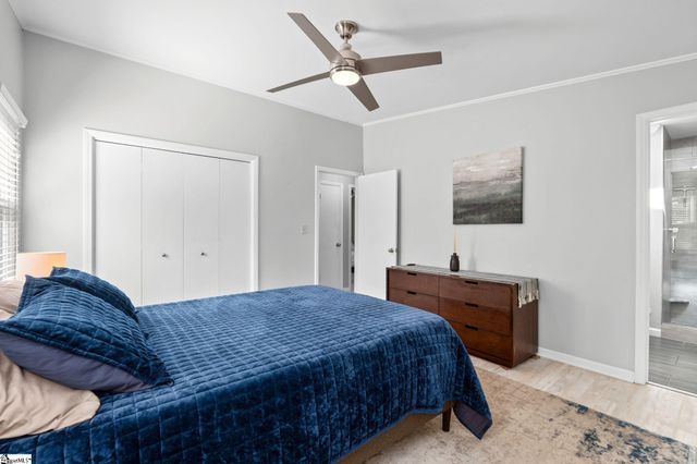 1009 Summit Drive, Greenville, SC 29609