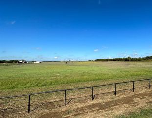 145 Varley Road, Whitesboro, TX 76273