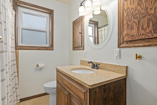 333 S Orange Street, Waconia, MN 55387