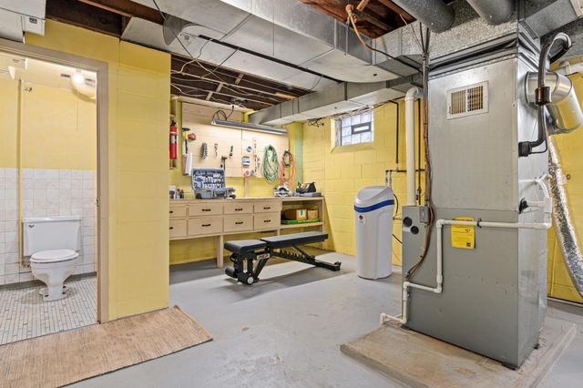 333 S Orange Street, Waconia, MN 55387