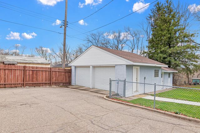 333 S Orange Street, Waconia, MN 55387