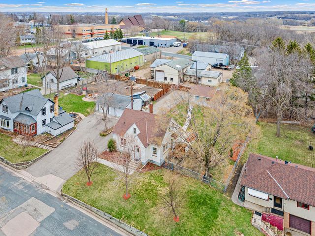 333 S Orange Street, Waconia, MN 55387