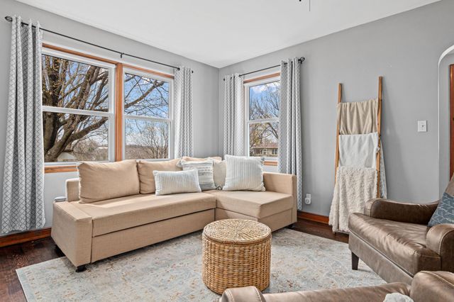 333 S Orange Street, Waconia, MN 55387