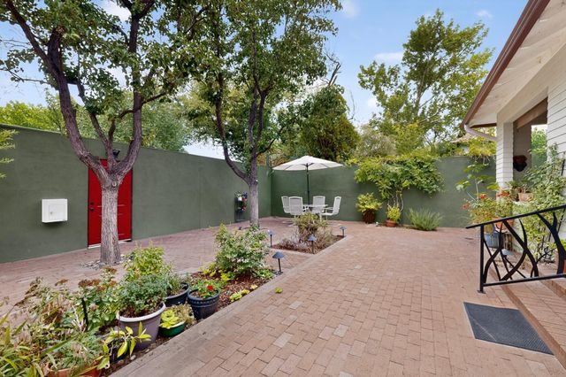 314 12th Street NW, Albuquerque, NM 87102