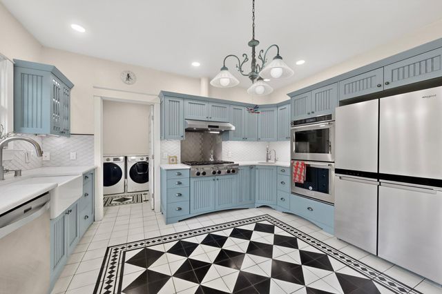 314 12th Street NW, Albuquerque, NM 87102