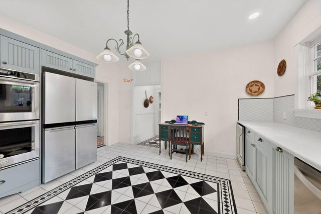 314 12th Street NW, Albuquerque, NM 87102
