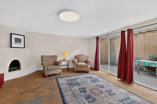 314 12th Street NW, Albuquerque, NM 87102