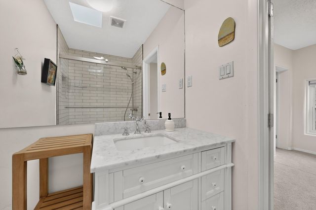 314 12th Street NW, Albuquerque, NM 87102
