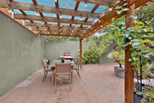 314 12th Street NW, Albuquerque, NM 87102