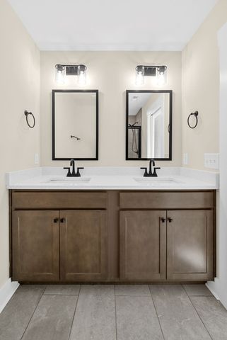 190 Dewberry Ct, Clarksville, TN 37042