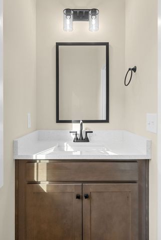 190 Dewberry Ct, Clarksville, TN 37042