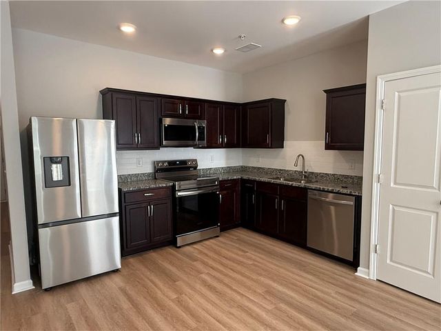 11958 Fuller Street, Hampton, GA 30228