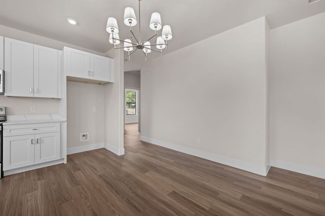 2623 Creekview Drive, Granbury, TX 76048