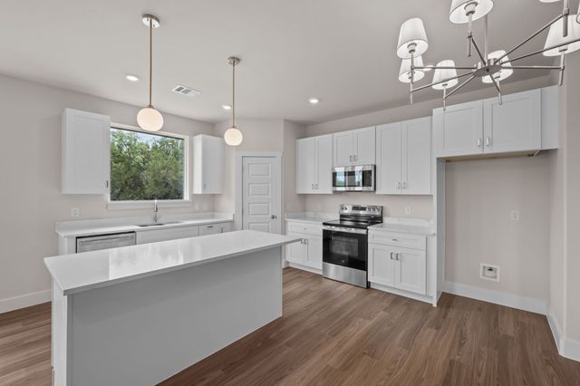 2623 Creekview Drive, Granbury, TX 76048