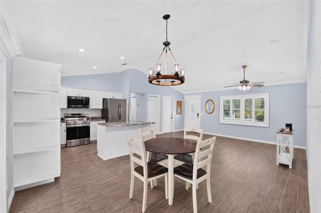 11108 W THOREAU PLACE, Crystal River, FL 34428