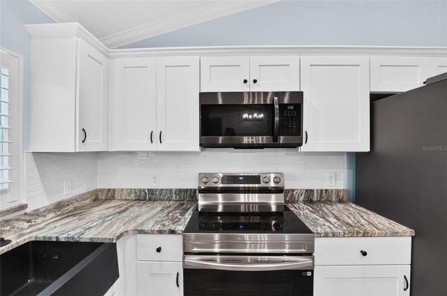 11108 W THOREAU PLACE, Crystal River, FL 34428
