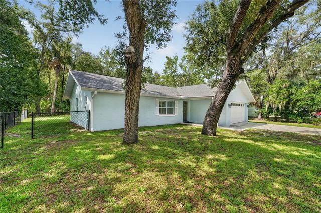 11108 W THOREAU PLACE, Crystal River, FL 34428