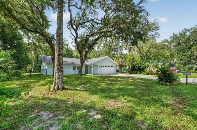 11108 W THOREAU PLACE, Crystal River, FL 34428