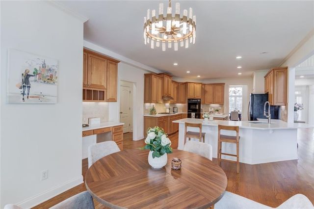 2640 Ivy Brook Lane NE, Buford, GA 30519