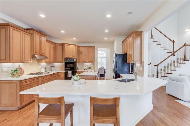 2640 Ivy Brook Lane NE, Buford, GA 30519