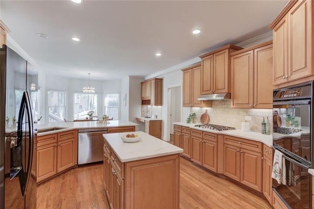 2640 Ivy Brook Lane NE, Buford, GA 30519