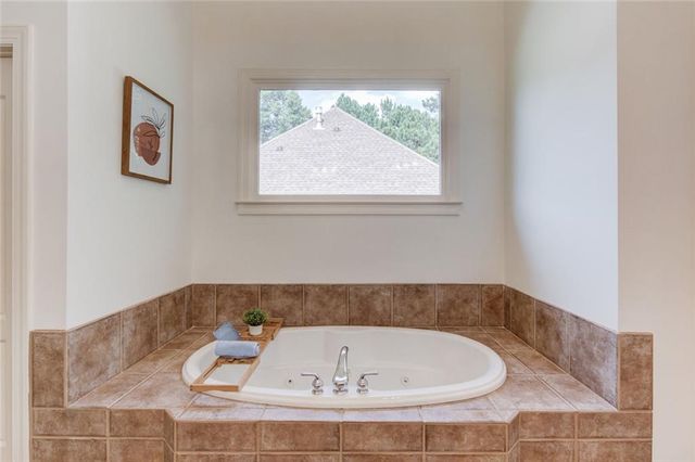 2640 Ivy Brook Lane NE, Buford, GA 30519