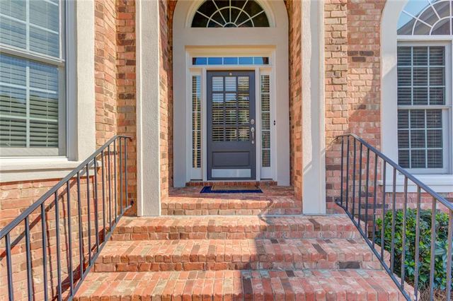 2640 Ivy Brook Lane NE, Buford, GA 30519