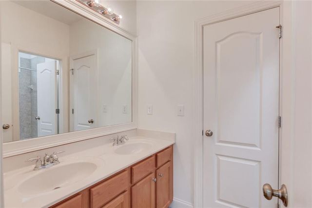 2640 Ivy Brook Lane NE, Buford, GA 30519